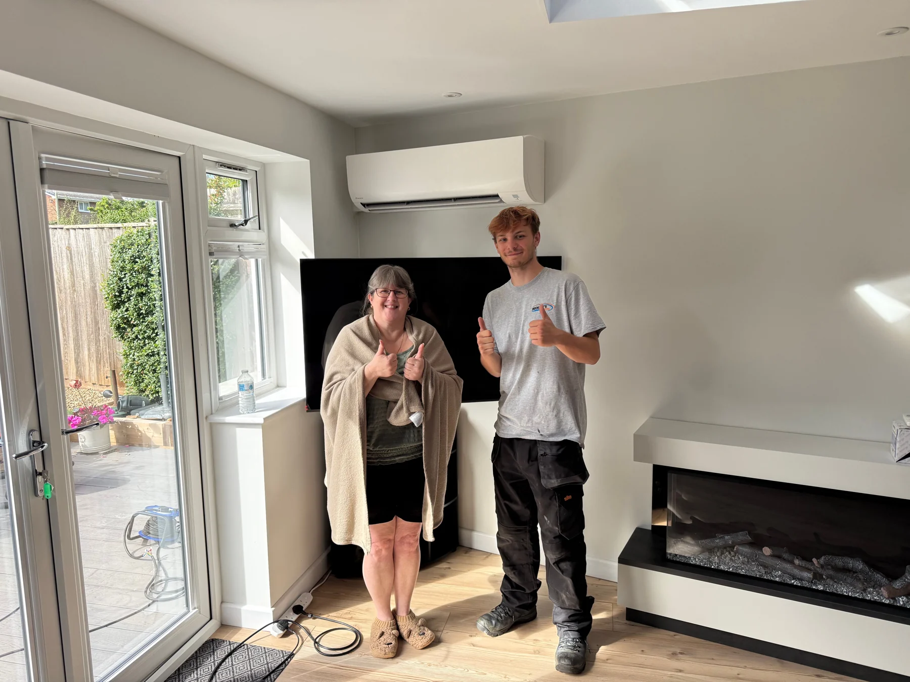 Happy customer after an air conditioning installation in Southampton