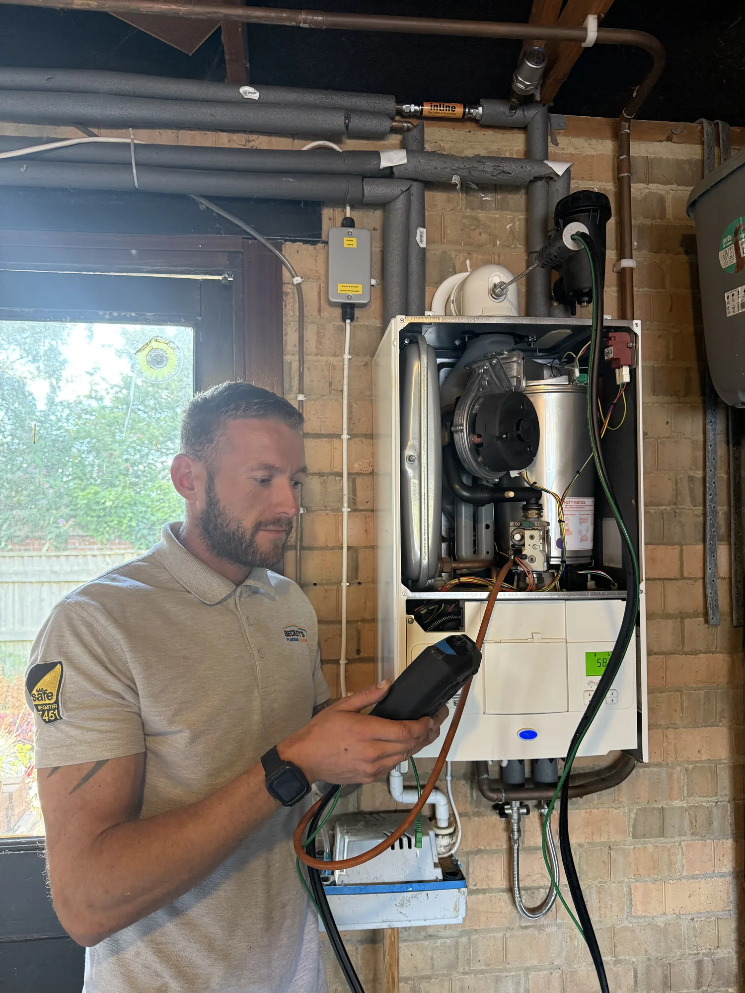 Gas safety inspection by Becketts Plumbing & Heating